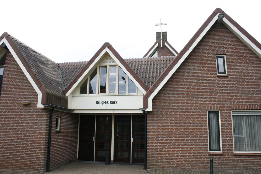 BrugEsKerk2